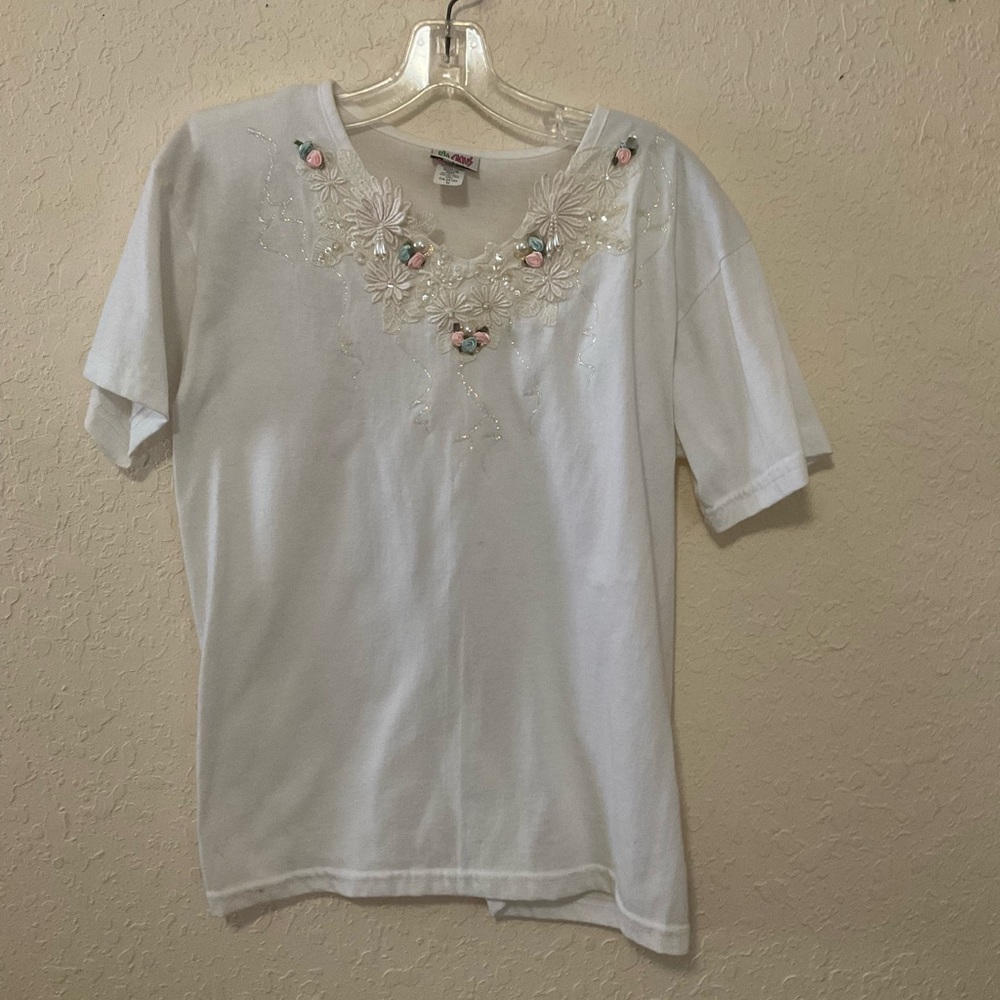 White Pearl Floral Lace Shirt